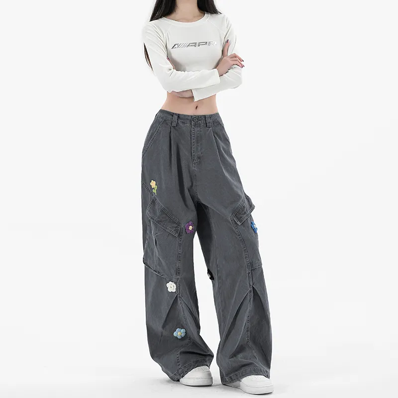 The New Age Family Cargo Pants Women's-14