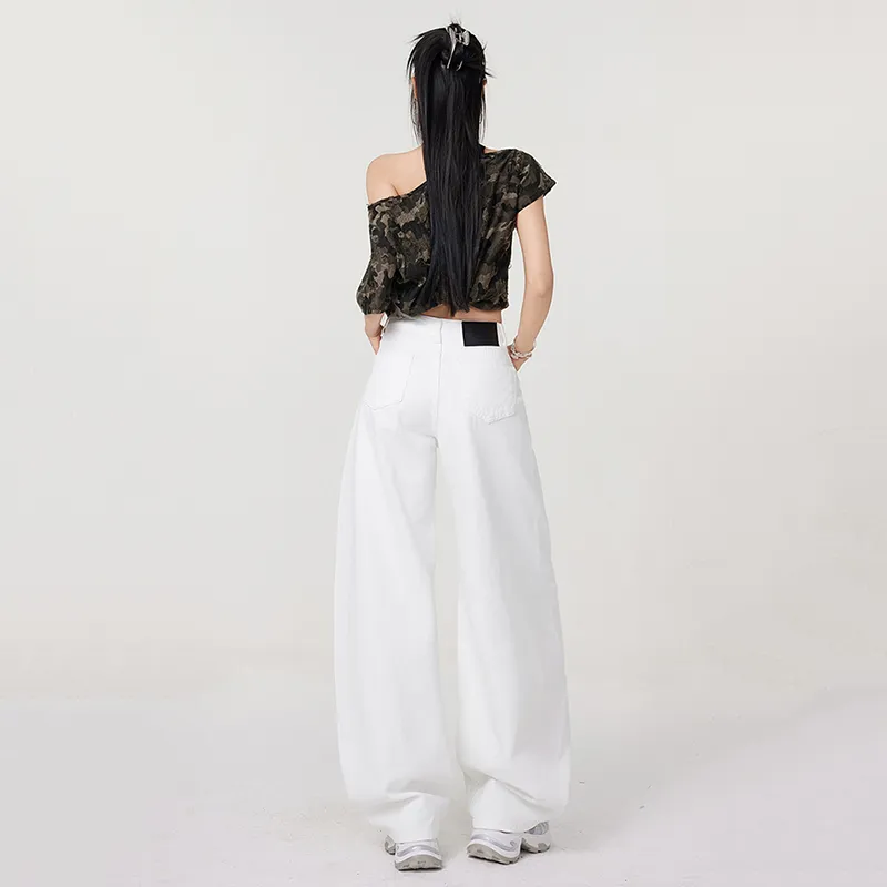 The New Age Family Jeans Women's-1