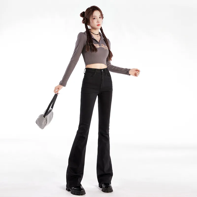 The New Age Family Jeans Women's-11