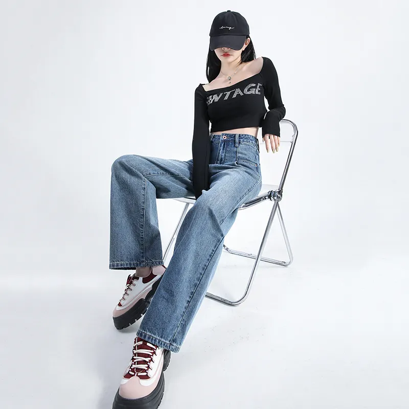 The New Age Family Jeans Women's-18