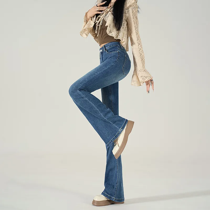 The New Age Family Jeans Women's-21
