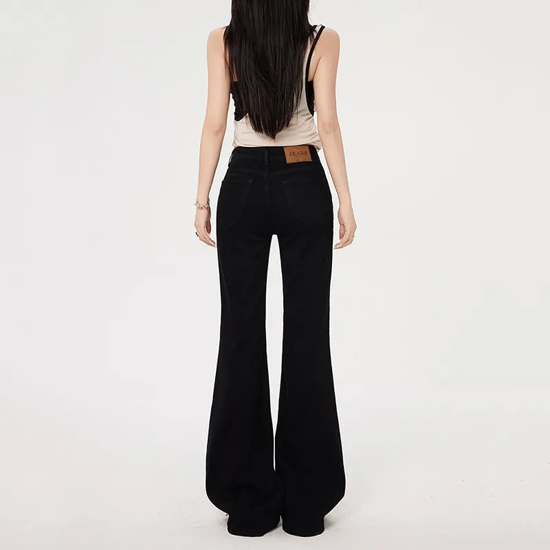 The New Age Family Jeans Women's-1