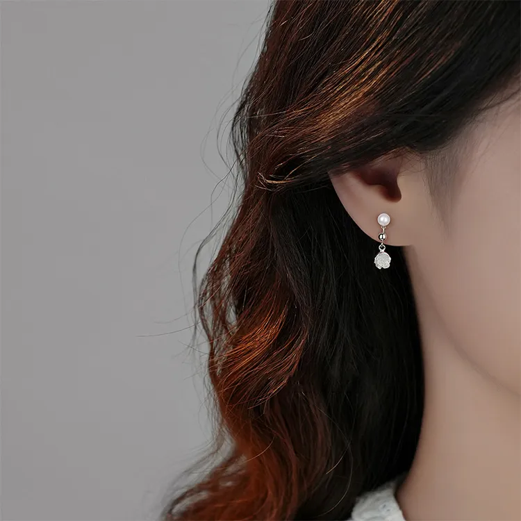 ALI THE FOX S 999 Fine Silver Stud Earrings Women's-2
