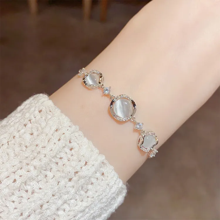 ALI THE FOX Glass Cat Eye Bracelets Women's-1