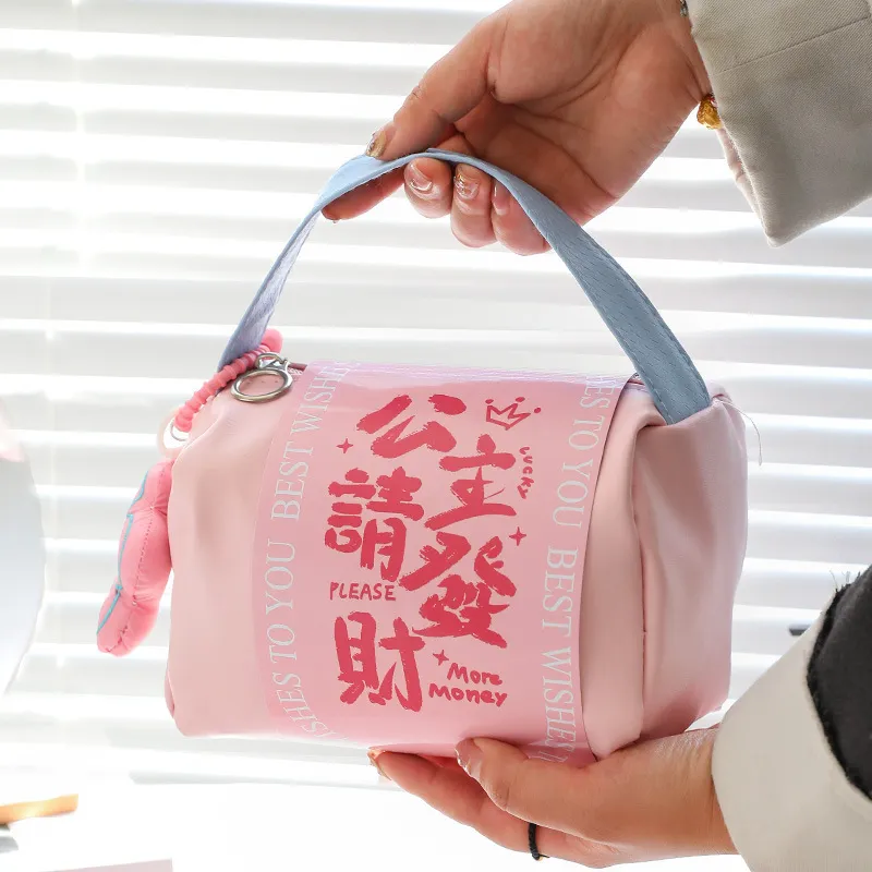 Gentle Welcome Princess Prosperity Portable On The Go Storage Bag Make up Tools 1 Pc-3