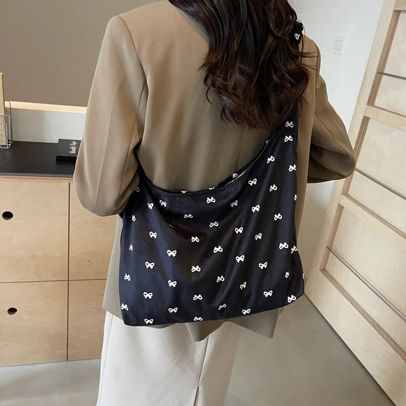 Yalu Nylon Shoulder Bag Women's Multicolor-11