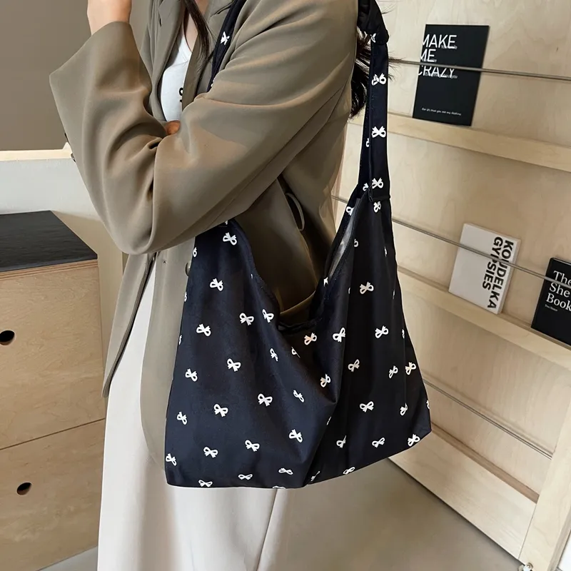 Yalu Nylon Shoulder Bag Women's Multicolor-9