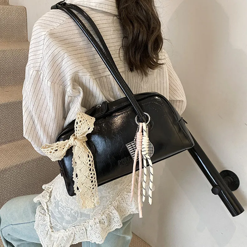 Yalu PU Shoulder Bag Regular Women's Pink/White/Silver/Black/Blue-24