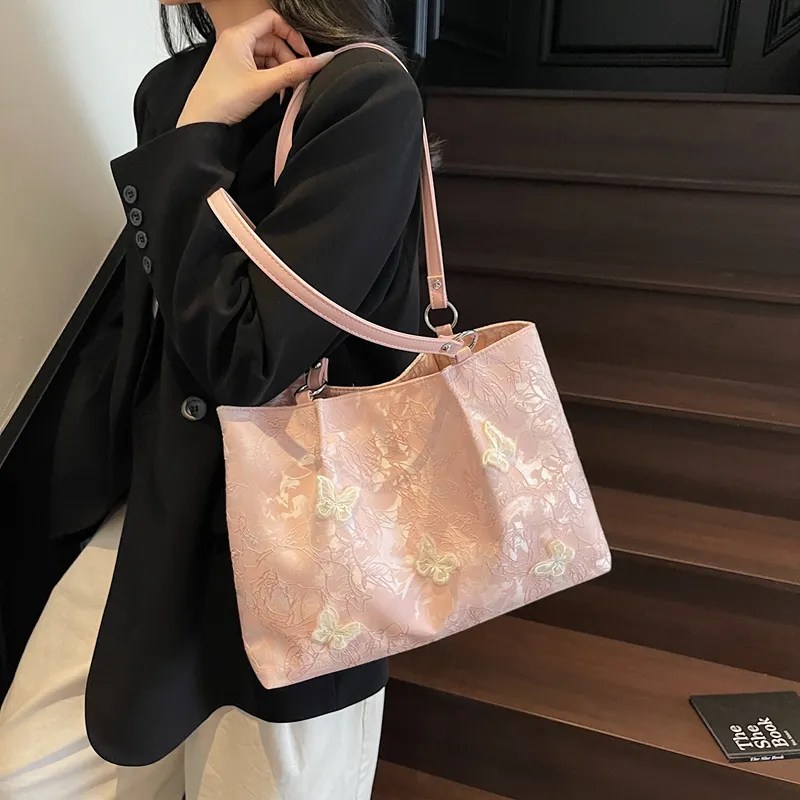 Yalu Oriri Underarm Shoulder Bag Regular Women's Ecru/Blue/Pink-15
