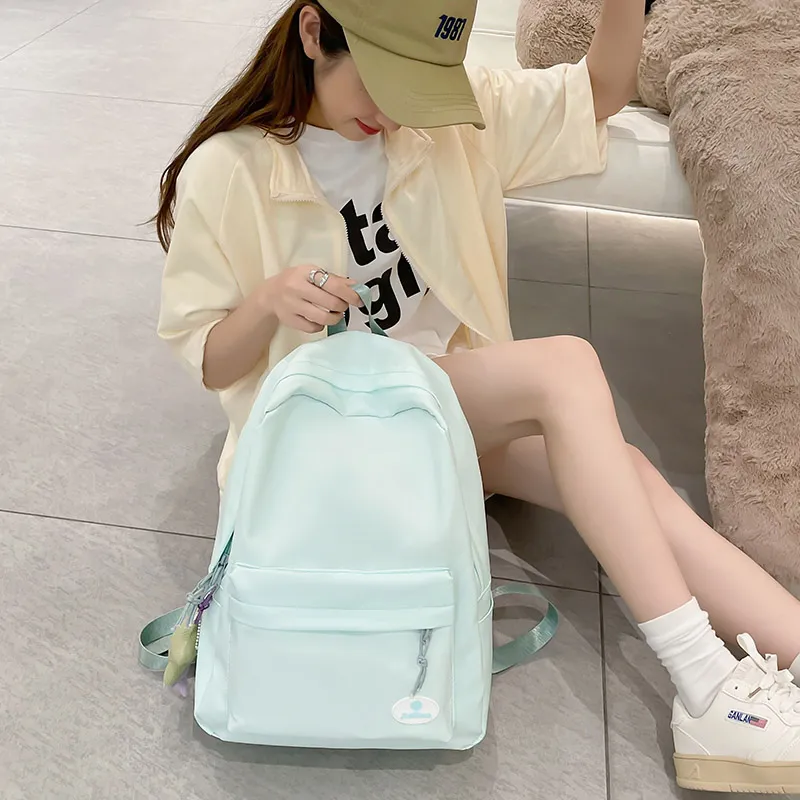 Yalu Nylon Backpack Regular Unisex Light Green/Ecru-2