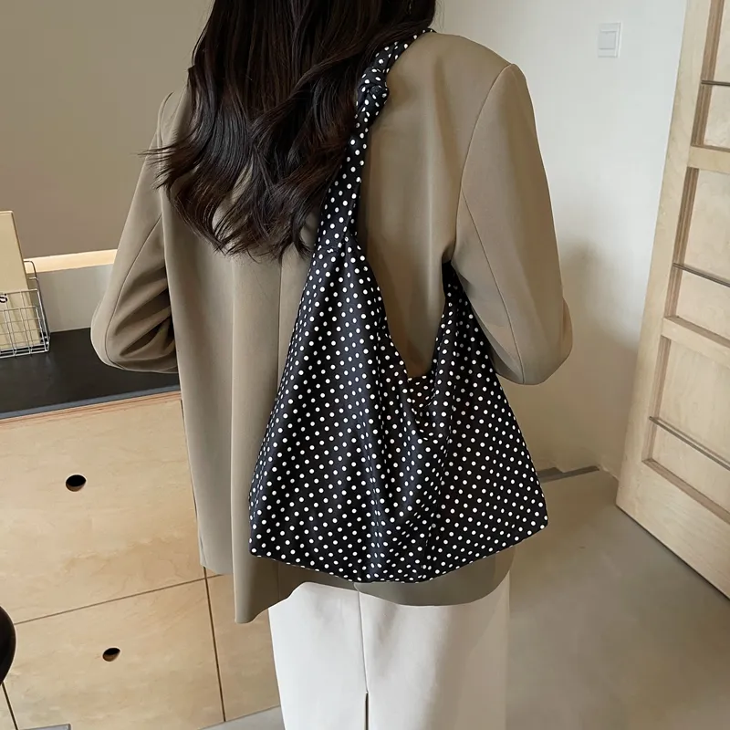 Yalu Nylon Shoulder Bag Women's Multicolor-23