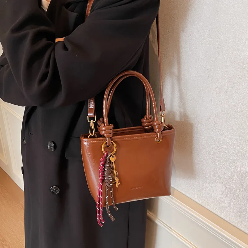 Yalu PU Crossbody One Shoulder Handbag Regular Women's Black/Coffee/Brown-1