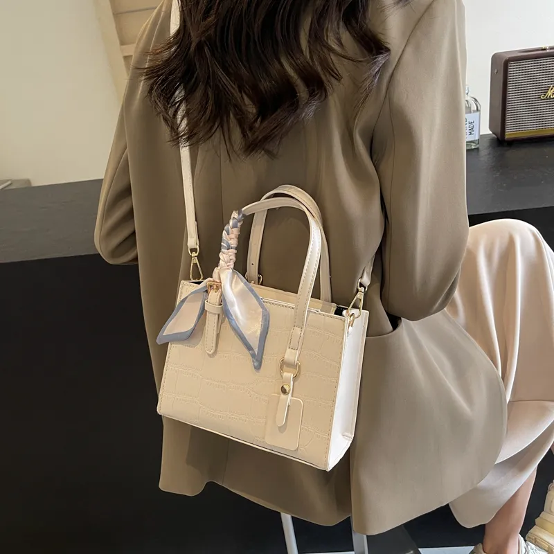 Yalu PU Crossbody One Shoulder Handbag Women's Multicolor-18
