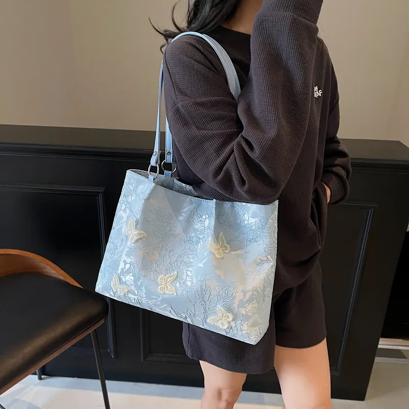 Yalu Oriri Underarm Shoulder Bag Regular Women's Ecru/Blue/Pink-13