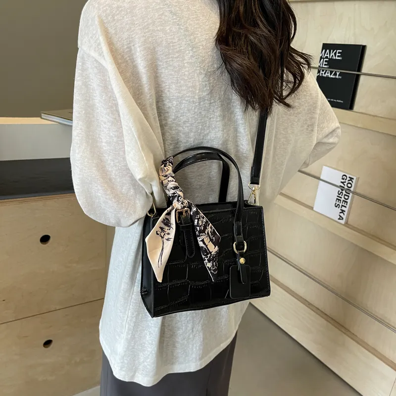 Yalu PU Crossbody One Shoulder Handbag Women's Multicolor-4