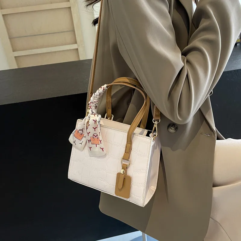 Yalu PU Crossbody One Shoulder Handbag Women's Multicolor-13