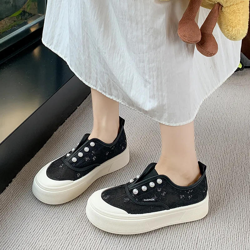 SUPEREDGE Slip Resistant And Breathable Low Top Skateboard Shoes Women's-4