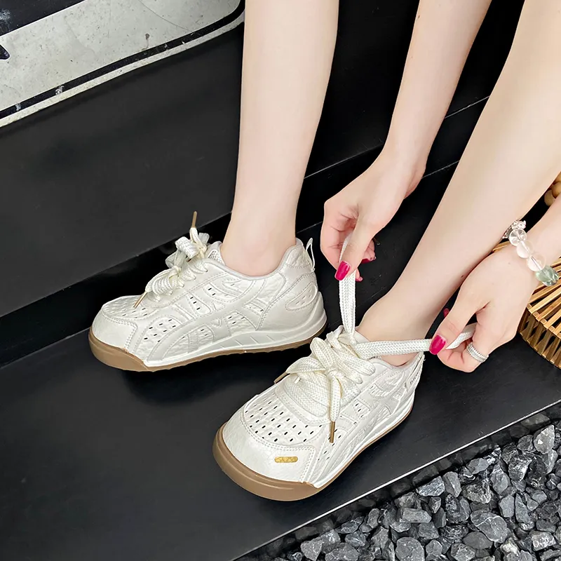 SUPEREDGE Anti Slip Wear Resistant Low Top Casual Shoes Women's-1