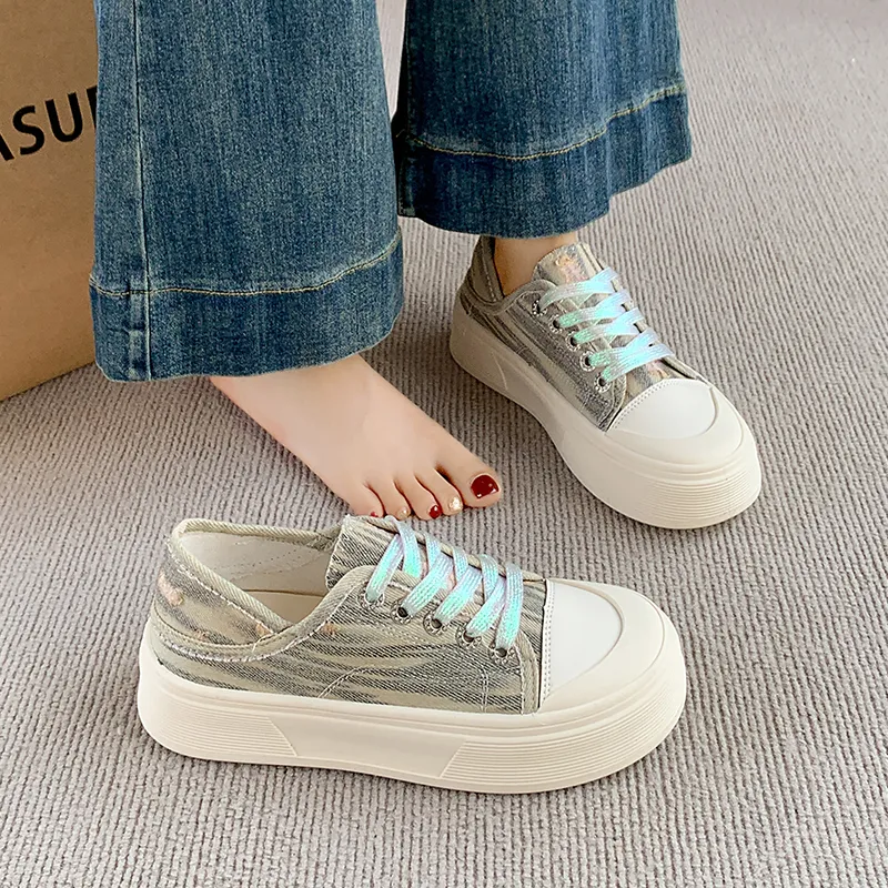 SUPEREDGE Anti Slip Wear Resistant Low Top Casual Shoes Women's-1