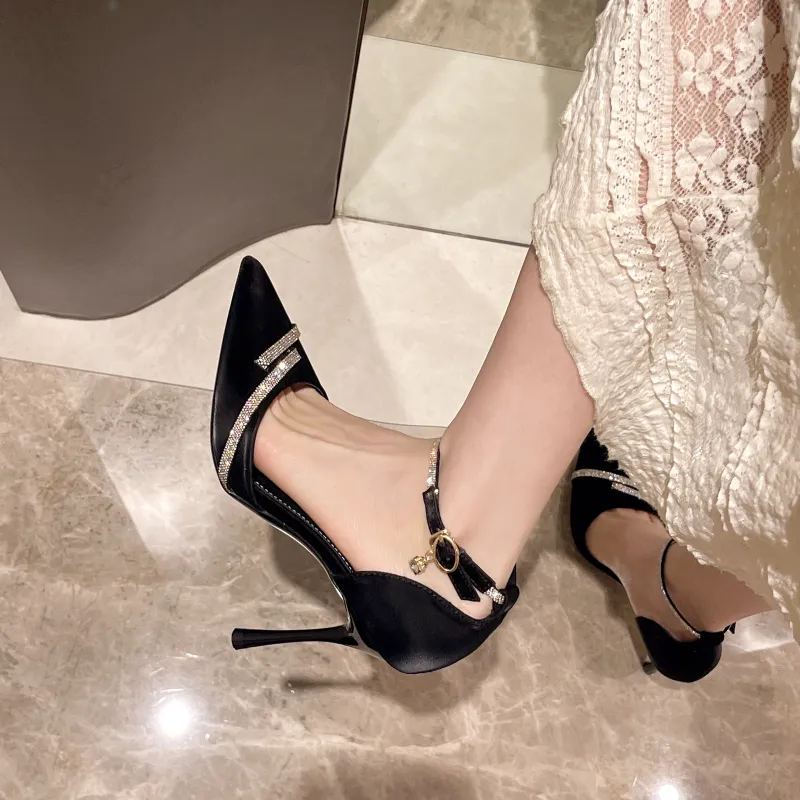 SUPEREDGE Slim Heel High Heels Women's Black-2