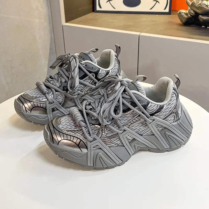 SUPEREDGE Shock Absorbers With Slip Resistant And Abrasion Resistant Properties Low Top Chunky Sneakers Unisex-9