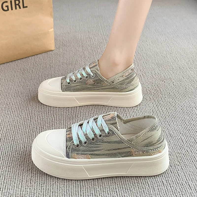 SUPEREDGE Anti Slip Wear Resistant Low Top Casual Shoes Women's-2