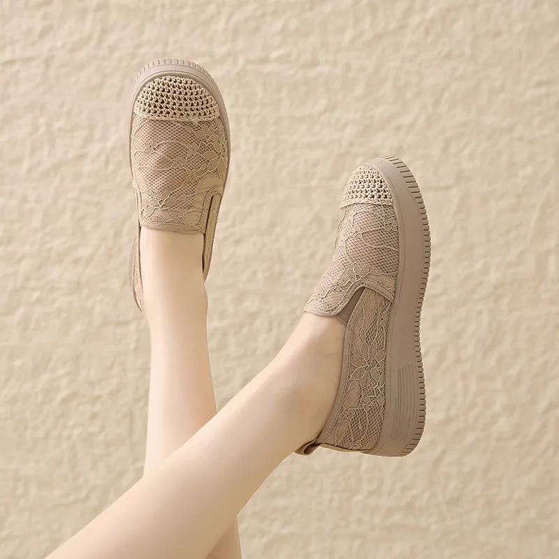 SUPEREDGE Breathable And Wear resistant Low Top Casual Shoes Women's-6