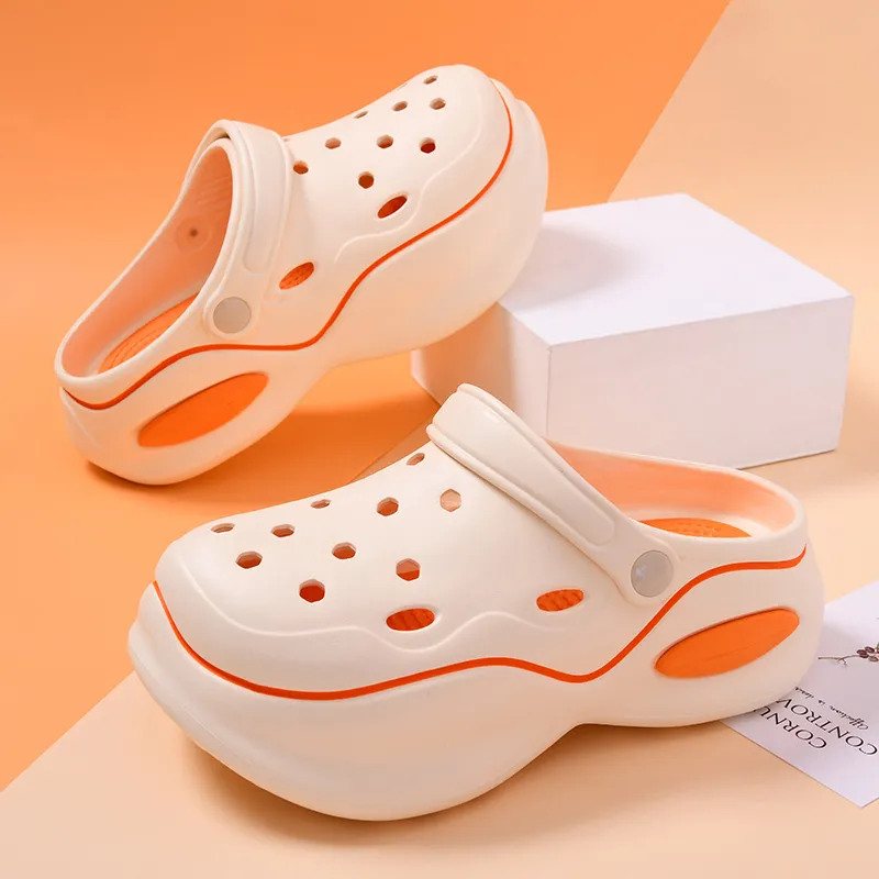 SUPEREDGE Clogs Women's-18