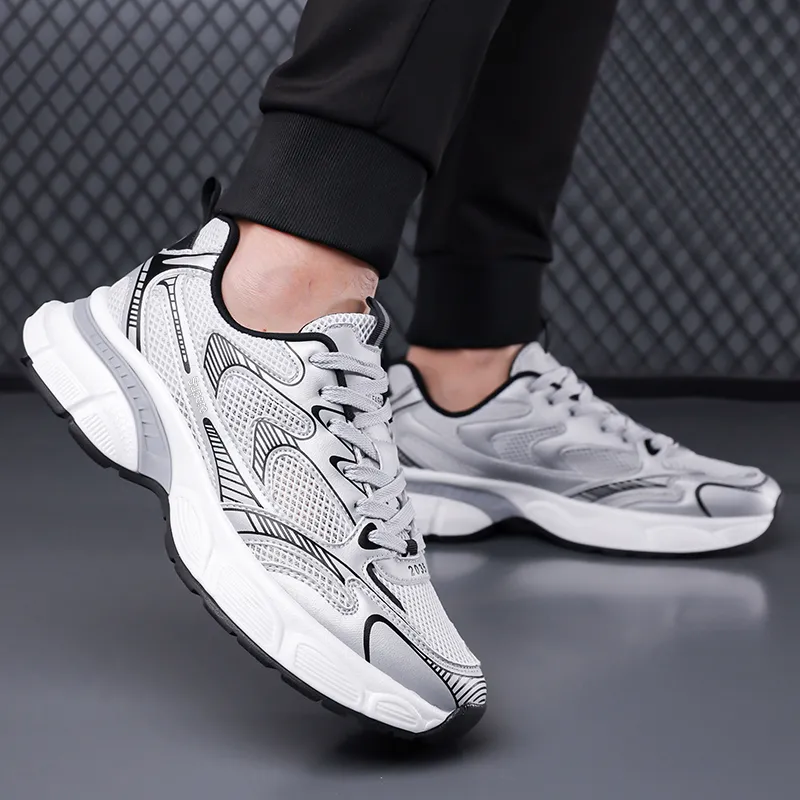 SUPEREDGE Slip Resistant And Abrasion Resistant Coverage Low Top Chunky Sneakers Unisex-9