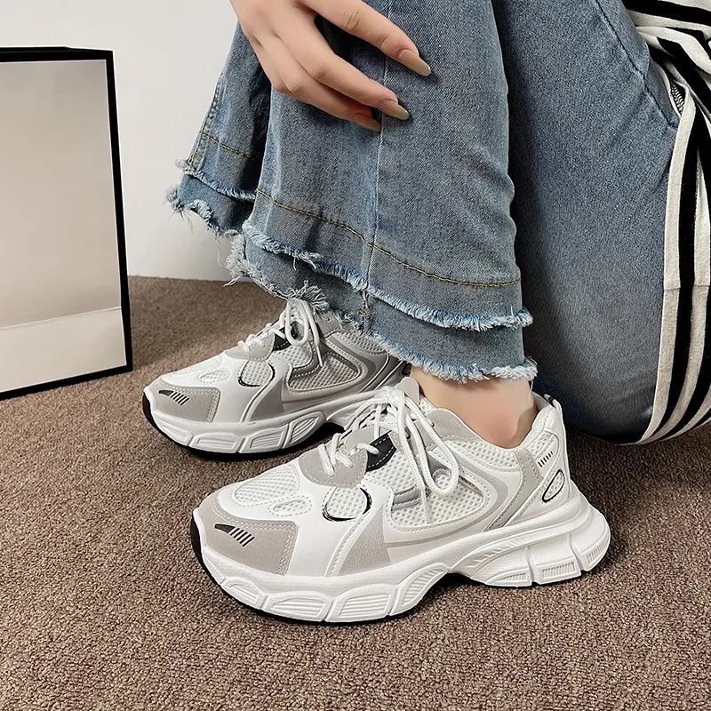 SUPEREDGE Abrasion Resistant Slip Resistant Low Top Chunky Sneakers Women's White Black-3