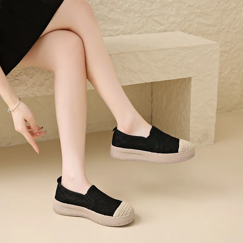 SUPEREDGE Breathable And Wear resistant Low Top Casual Shoes Women's-3