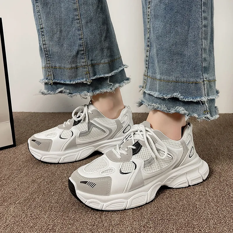 SUPEREDGE Slip Resistant And Abrasion Resistant Coverage Low Top Chunky Sneakers Women's White Black-3