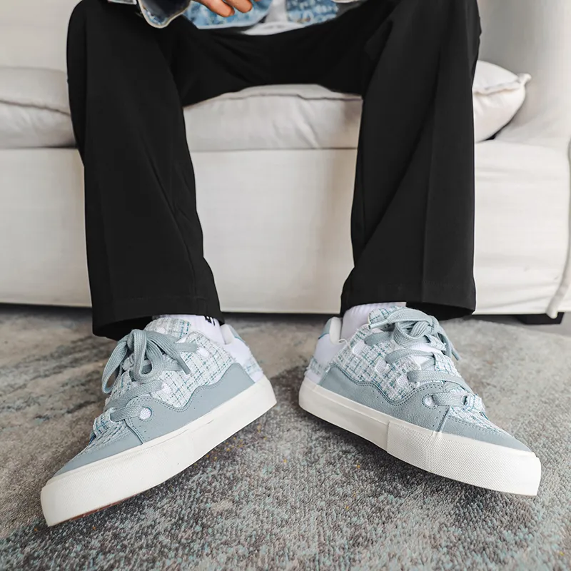 SUPEREDGE Coverage Slip Resistant And Abrasion Resistant Low Top Skateboard Shoes Unisex Light Blue Plaid-3