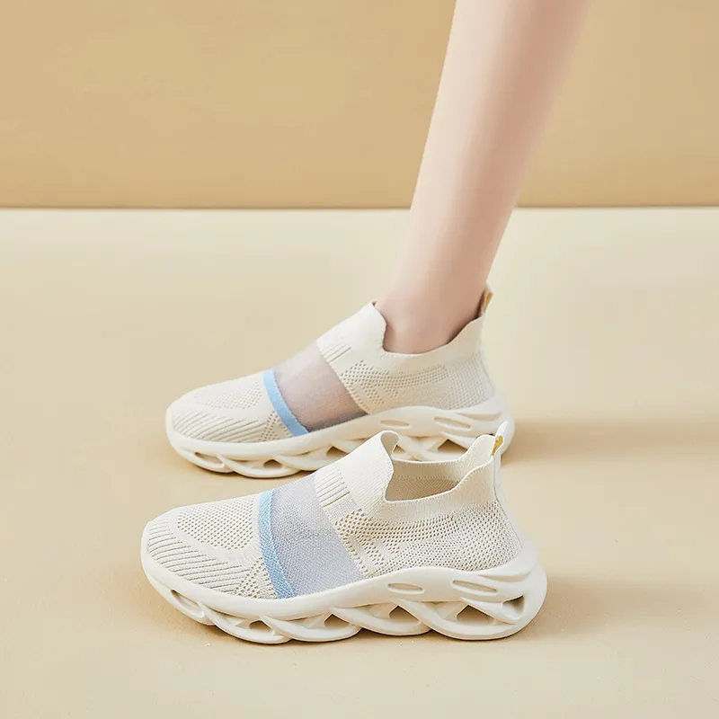 SUPEREDGE Shock Absorbers With Slip Resistant Features Low Top Casual Running Shoes Women's-6