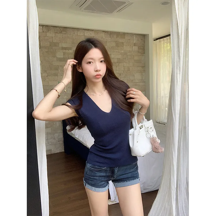 Dior Beauty T Shirts Women's-29
