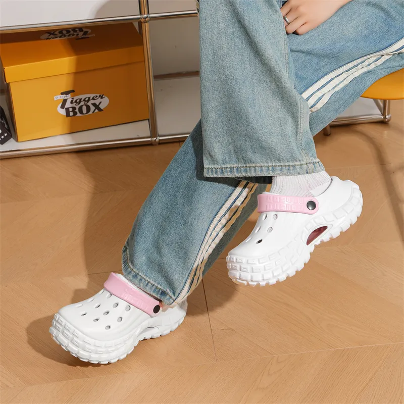 ROBINHOOD Clogs Unisex Box Included-13