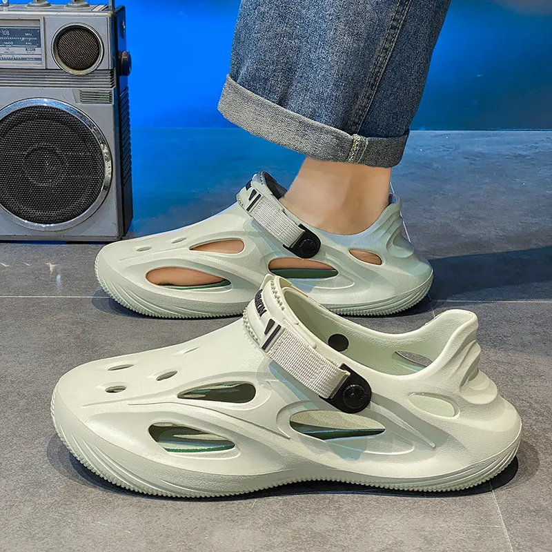 ROBINHOOD Clogs Men's Box Included-19