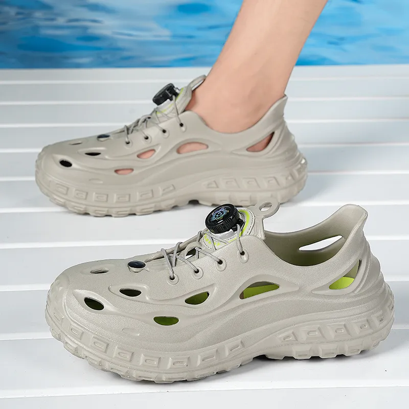 ROBINHOOD Clogs Men-9