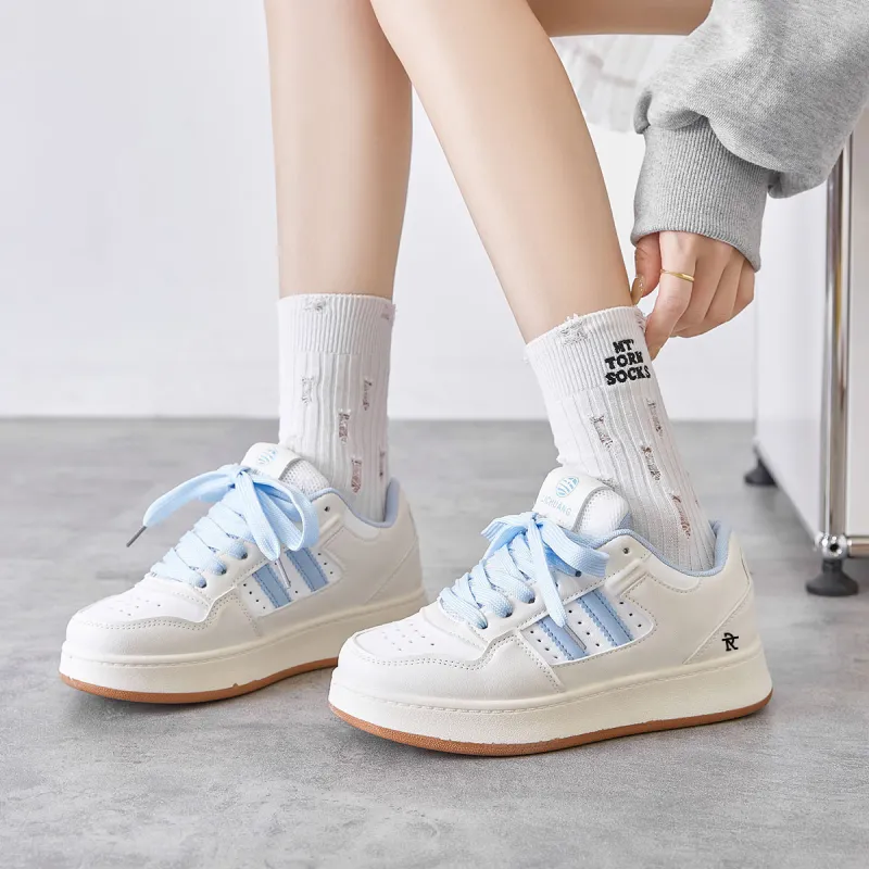 ROBINHOOD Cushioning, Abrasion Resistant, Slip Resistant Low Top Skateboard Shoes Women's Box Included-4