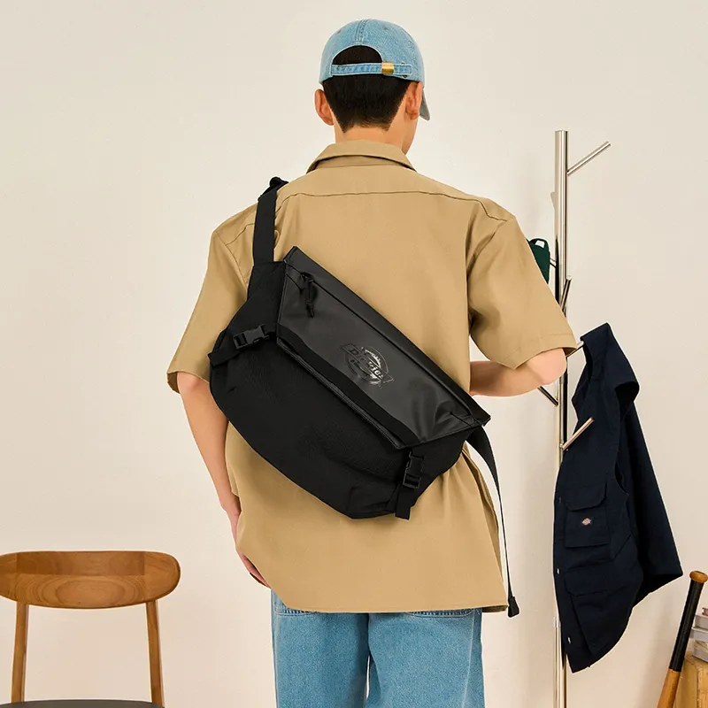 Dickies Polyester Crossbody Bag, Shoulder Bag, Messenger Bag Men's Classic Black-4