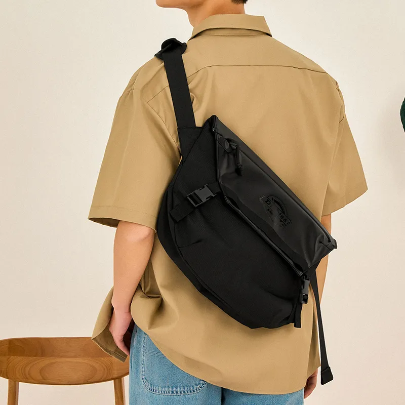 Dickies Polyester Crossbody Bag, Shoulder Bag, Messenger Bag Men's Classic Black-3