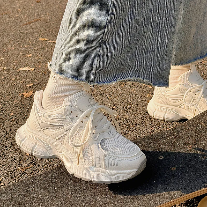 Shen Linsen Slip Resistant And Breathable Low Top Chunky Sneakers Women's Ecru-1