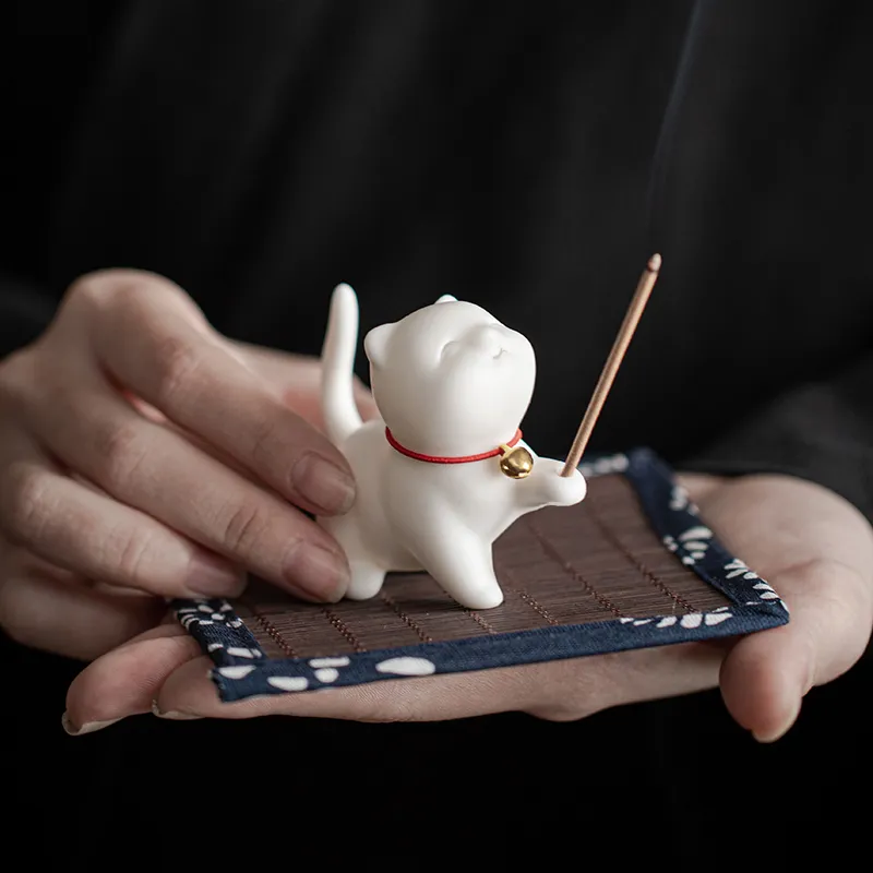 Xuan Rafters Pavilion Pine Cone Incense Stick Kitten Incense Holder 21cm/10g-1