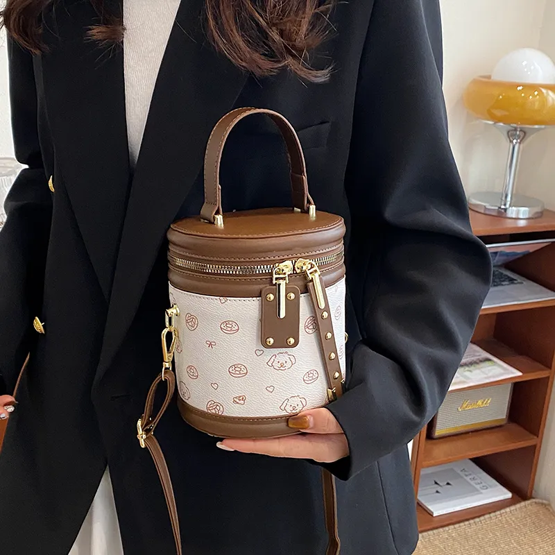 TOUTSEUL YOLO PU Bucket Bag, Crossbody Handbag Women's White/Brown-1
