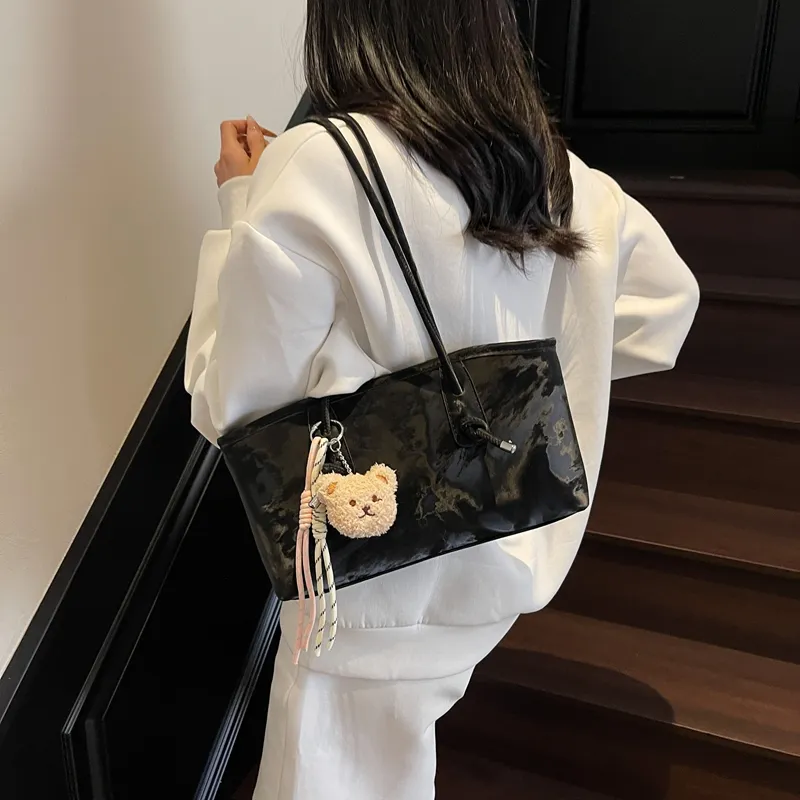 TOUTSEUL YOLO PU Shoulder Bag Women's Pink/Ecru/Silver/Black/Green-19
