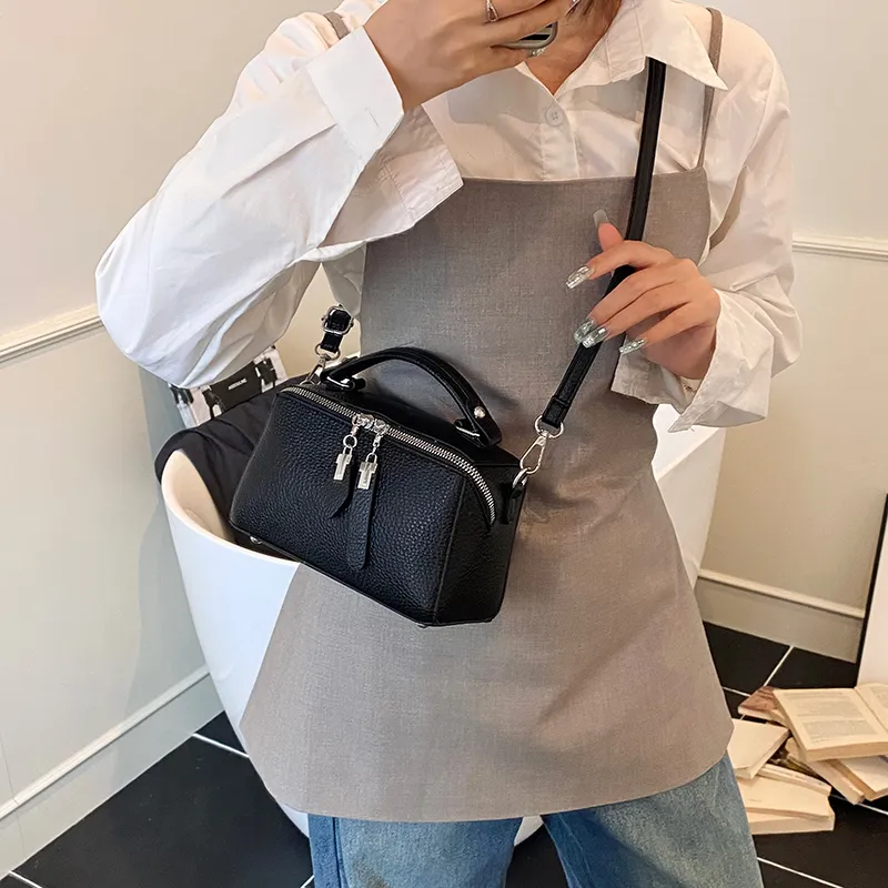 TOUTSEUL YOLO PU Handbag Women's Multicolor-11