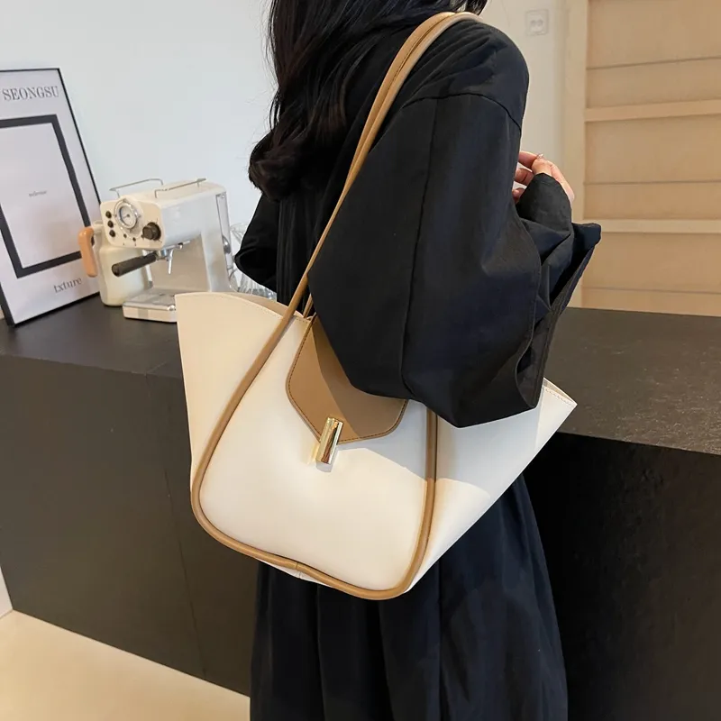TOUTSEUL YOLO PU Shoulder Bag Women's Ecru/Black/Khaki/Coffee/Brown-3