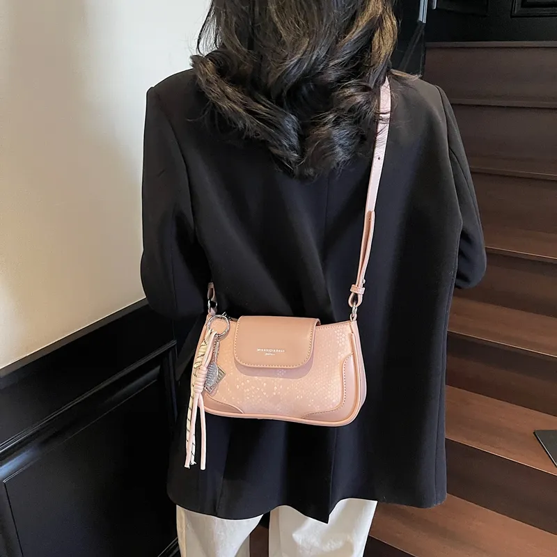 TOUTSEUL YOLO PU Shoulder Bag Regular Women's Ecru/Silver/Black/Pink-16