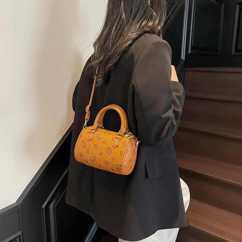 TOUTSEUL YOLO Pu One Shoulder Handbag Unisex Multicolor-18