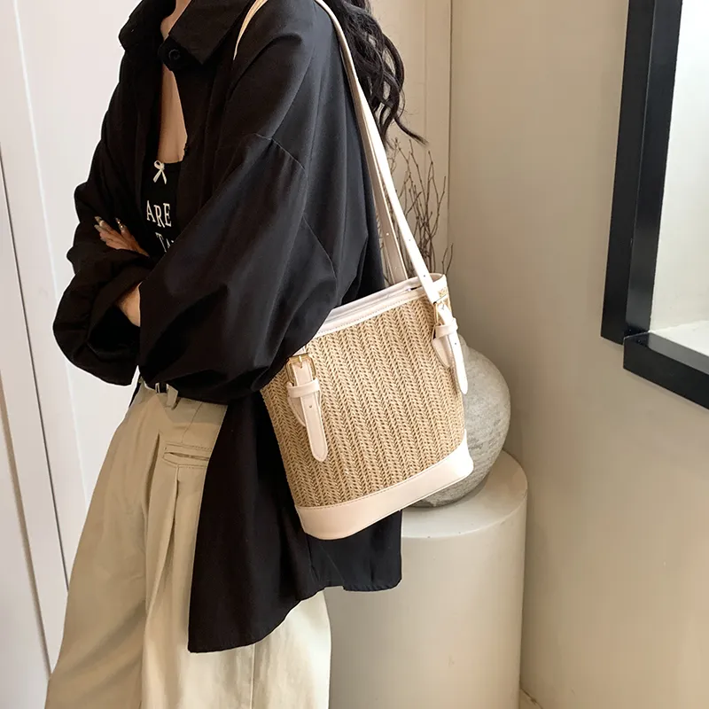 TOUTSEUL YOLO Straw Woven Shoulder Bag Women's Multicolor-5